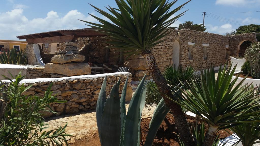 I Dammusi Di Pippo Appartement Lampedusa Buitenkant foto