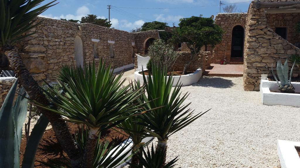 I Dammusi Di Pippo Appartement Lampedusa Buitenkant foto